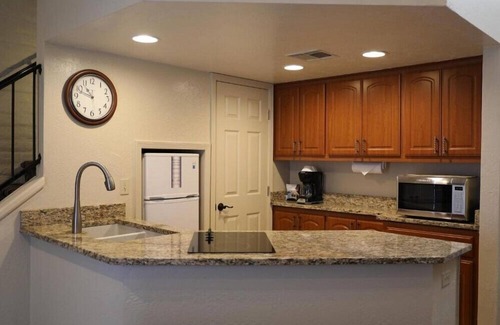 Arcadia Apartamento | Scottsdale Camelback Resort Elegant Studio with Picnic Area