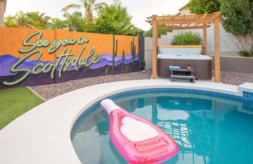 Tatum Horizons Casa | Scottsdale Paradise Poolside with Hot Tub & Gym