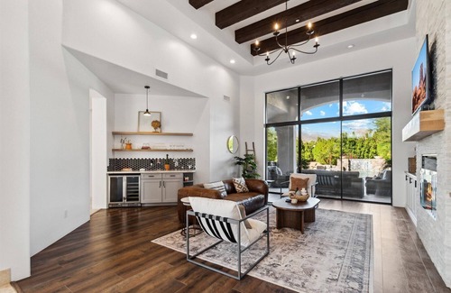 McDowell Acres Casa | Scottsdale Paradise- POOL, Spa, Pickleball/Basketball, Fire Pit & Great HIKING!