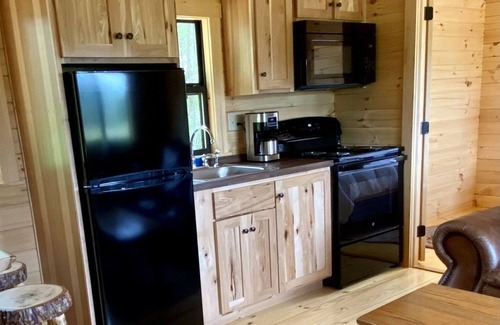 Lupton City Cabina | Screech OwL Cabin for 2