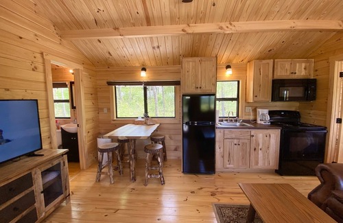 Lupton City Cabina | Screech OwL Cabin for 2