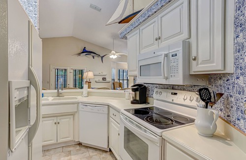 American Beach Casa | Screened In Private Pool | Summer Beach Home | Short Walk to the Beach