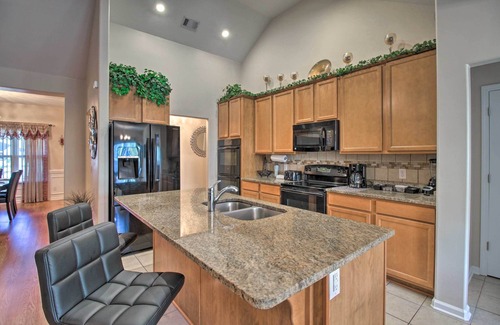 Rincon Casa | Screened Patio: Rincon Home, 18 Mi to Savannah!