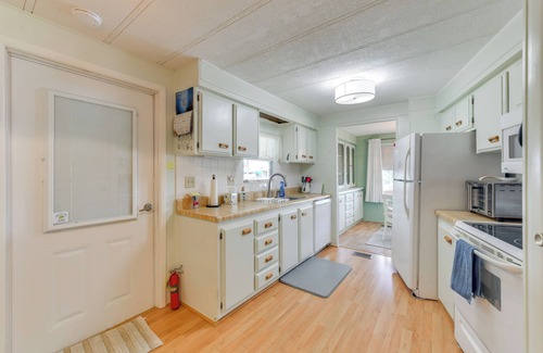 Palmetto Casa | Screened Porch & Community Perks: Home in Ellenton