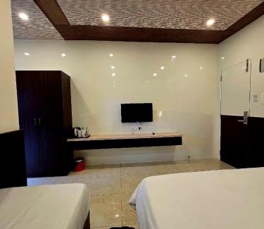 Shravanabelagula Hotel | SDK RESIDENCY