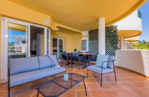 Nueva Andalucia Apartamento | Señorio de aloha 3 bedroom duplex within walking distance to Puerto Banus