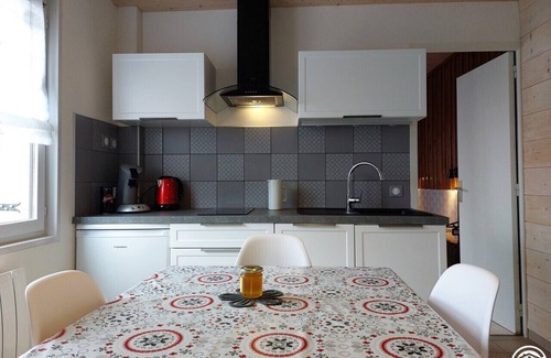 Montanges Casa | Se Ressourcer Dans les Montagnes du Jura