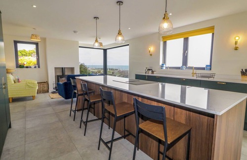 Donaghadee Cabaña | Sea and Sky