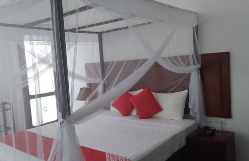 Hikkaduwa Cama Y Desayuno | Sea Breeze Hotel Ambalangoda