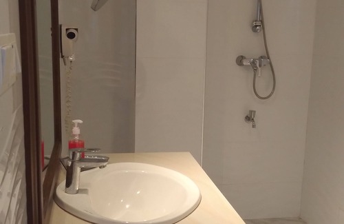 Hikkaduwa Cama Y Desayuno | Sea Breeze Hotel Ambalangoda