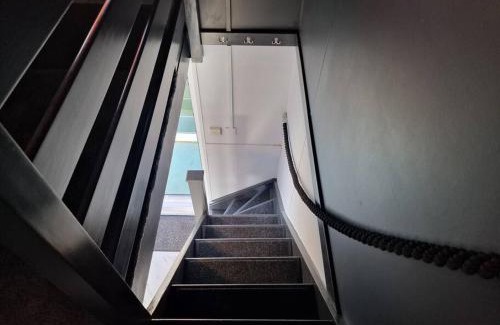 Seafront Casa | Sea Breeze in Brighton Marina with Free Parking