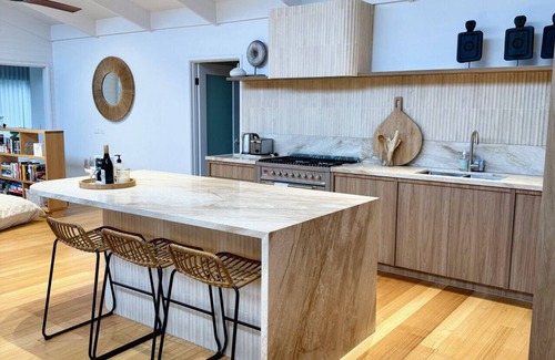 Jan Juc Casa | Sea Breeze Pool House - Jan Juc