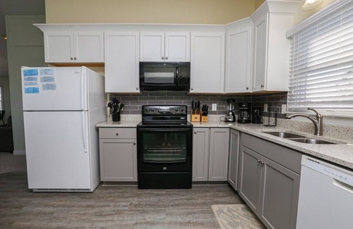 Carolina Dunes Casa | Sea Breezes - Fun is just around the corner with this wonderful OBX home!