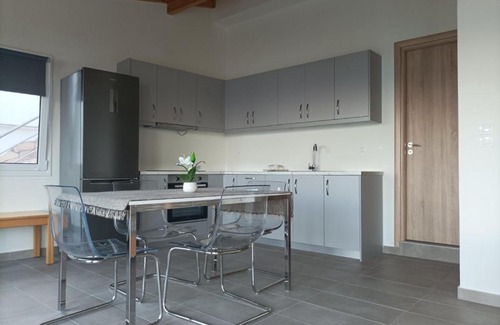 Salamis Casa | Sea Deck