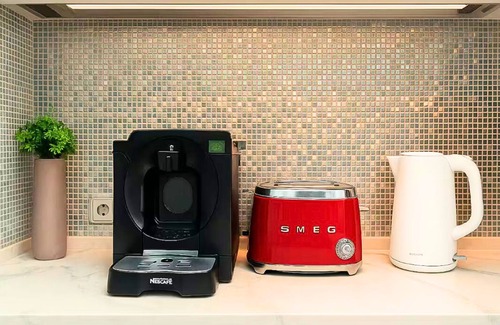 Ermita Complejo | Sea Family Room in Front of US Embassy