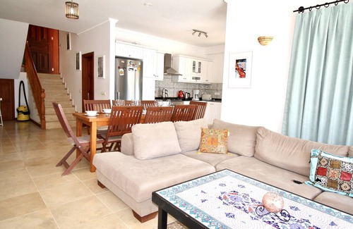 Kas Villa | Frente al mar Villa en Kas Península piscina privada con plataforma de baño privado