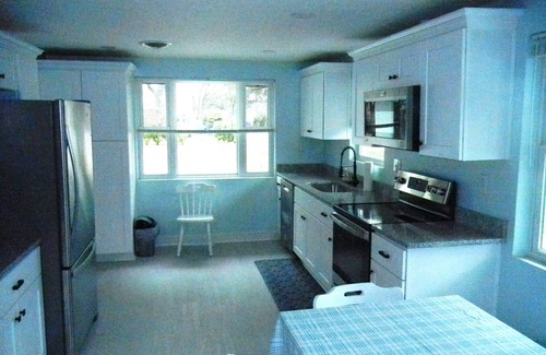 Willoughby Spit Casa | SEA GLASS COTTAGE WATERFRONT