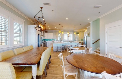 Gulf Shores Casa | 8bd / 8. 5ba Sea Glass Beach House! Ascensor, piscina privada, cocina doble