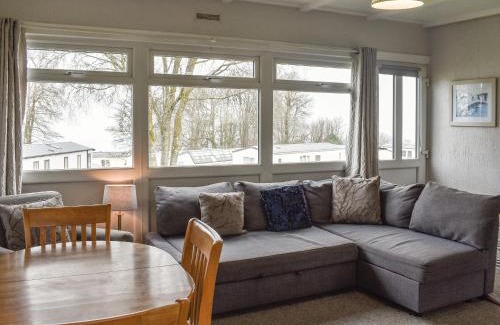 Bucks Cross Casa | Sea La Vie