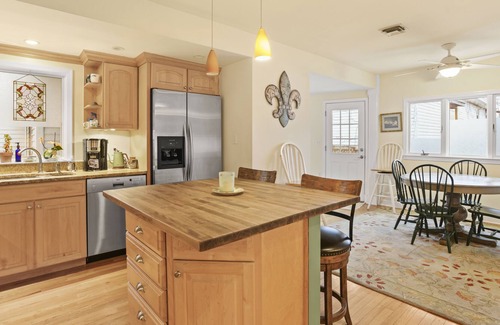 North Beach Casa | Sea La Vie