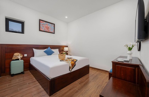 Him Lam Hotel | Sea Near Me Hotel Danang