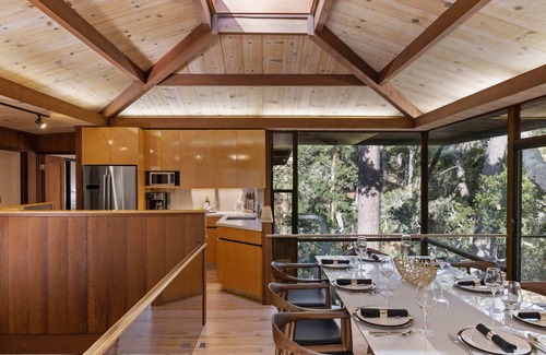 Rancho Rio Vista Casa | Sea of Tranquility: Iconic Glass House in Forest Glade 3BR2BA 30Night min