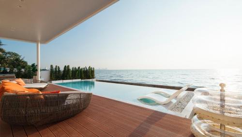Bang Lamung Villa | Sea Season Pool Villa Pattaya