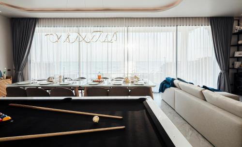 Bang Lamung Villa | Sea Season Pool Villa Pattaya