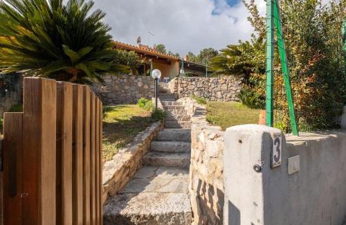 Costa Rei Casa | [Sea view- 5 minutes from the beach] Garden, Wi-Fi, bbq