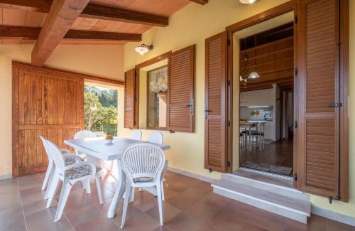 Costa Rei Casa | [Sea view- 5 minutes from the beach] Garden, Wi-Fi, bbq