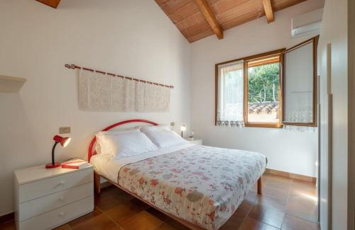 Costa Rei Casa | [Sea view- 5 minutes from the beach] Garden, Wi-Fi, bbq