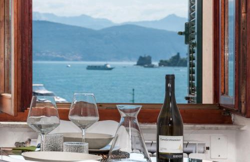 Portovenere Apartamento | SEA VIEW APARTMENT in front of the sea