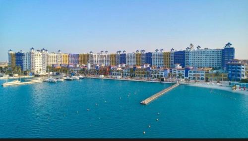 Marina El Alamein Apartamento | sea view apartment in Porto Marina hotel tower