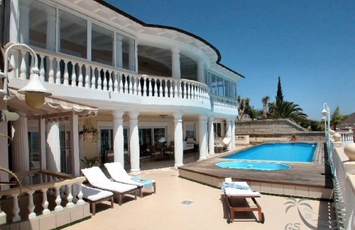 Chayofa Apartamento | Piscina comunitaria Costa Adeje con vistas al mar.