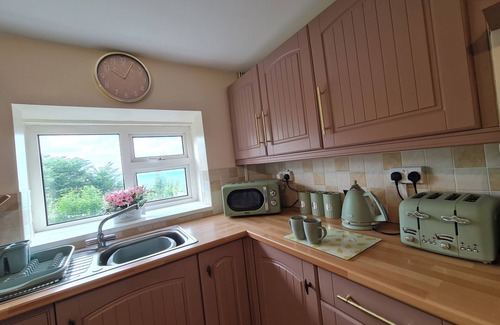 Penmaenmawr Cabaña | Sea view cottage near snowdon & coastal trails