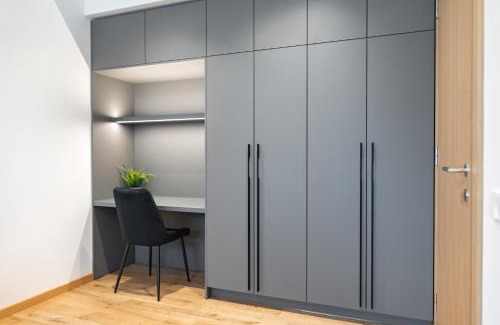 Kalamaja Apartamento | Sea View Family Apt in Kalaranna District with Balcony and Free Parking