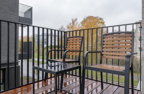 Kalamaja Apartamento | Sea View Family Apt in Kalaranna District with Balcony and Free Parking