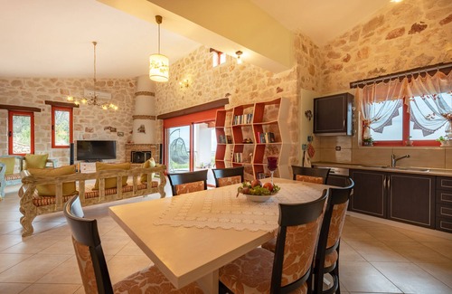 Skinaria Villa | Villa de 2 dormitorios con piscina privada y gran vista
