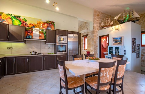Skinaria Villa | Villa de 2 dormitorios con piscina privada y gran vista