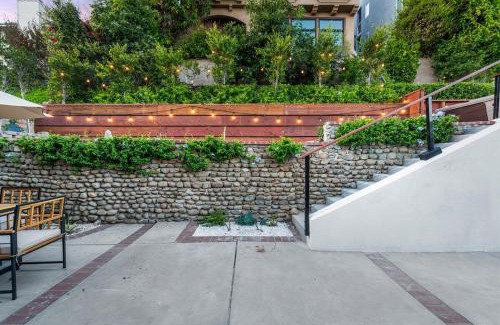 Ventura Casa | Sea View, Sauna, Hot Tub, Beach Bikes, Stream
