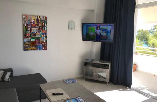 Loutraki-Agioi Theodoroi Apartamento | Sea view studio