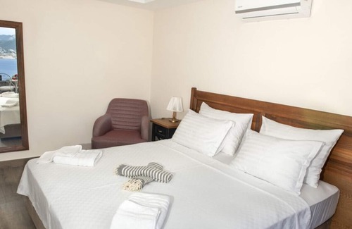 Selimiye Cama Y Desayuno | Sea View Studio w Pool and Balcony 5 min to Beach