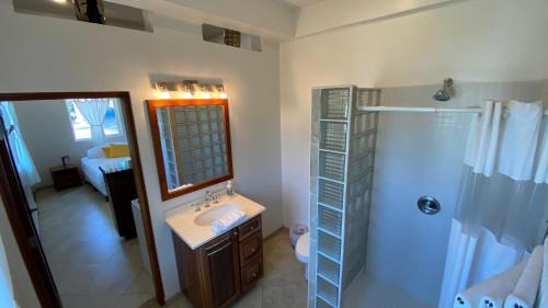 Antoneys Cay Hotel | Sea Vue Luxury Vacation Condominiums