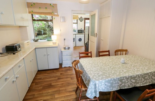 Roundstone Casa | SEA WATCH HOUSE, pet friendly in Roundstone, County Galway