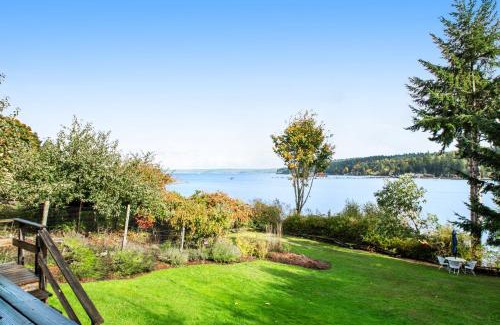 Seabeck Casa | Seabeck House & Cottage on Hood Canal