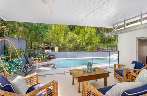 Rainbow Beach Casa | Seabreeze Escape - Rainbow Beach. Pool. Wifi. Aircon