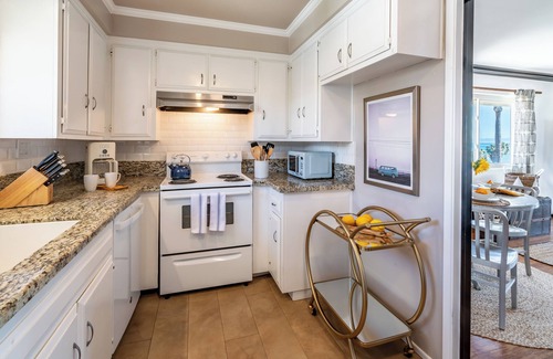 East Mesa Apartamento | SeaCliff - Surfrider - Leadbetter Cove Views