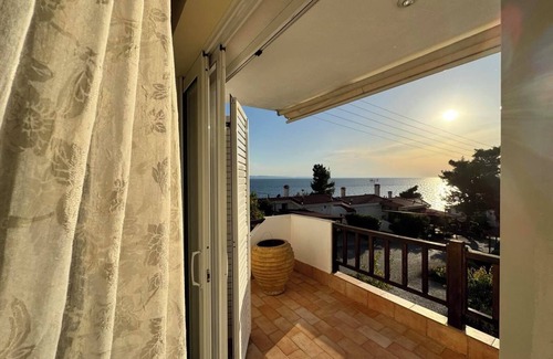 Neos Marmaras Apartamento | Seafront Breathtaking View Private Apartment