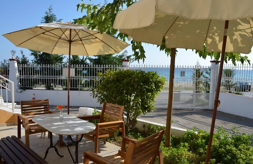 Nea Propontida Apartamento | Casa de vacaciones frente al mar No 1 en una larga playa de arena, GeoMare No 1