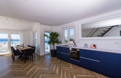 Trogir Apartamento | Seafront Luxury Apartments Fun